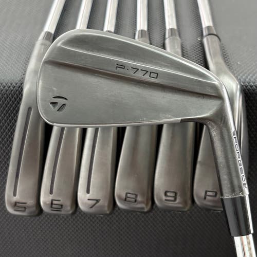 TAYLORMADE P770 BATTLE WORN IRON SET 4-P