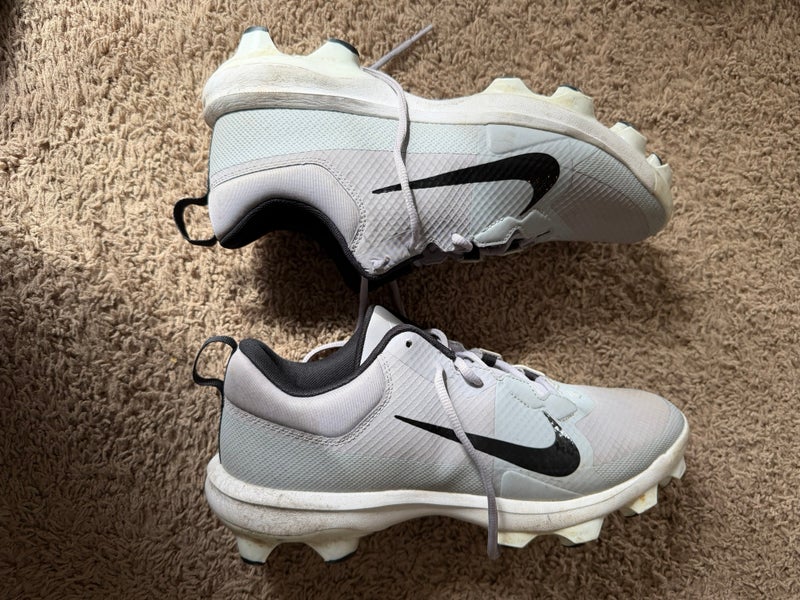 Gray Men's Size M 12.0 (W 13.0) Adult Nike Trout Low Top Molded Cleats (Used)