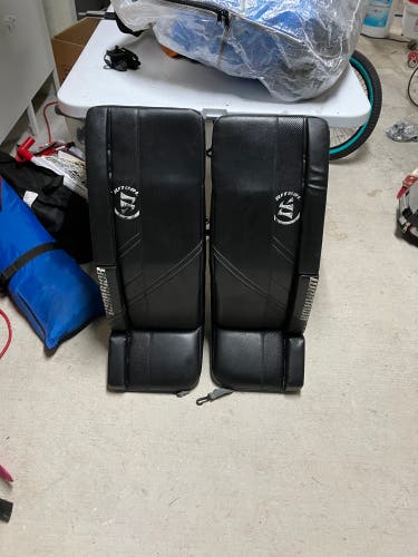 Black Warrior Ritual G5+ Goalie Leg Pads 33+1.5 (Used)