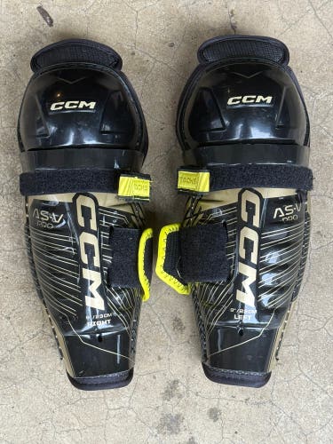 Youth CCM Tacks AS-V Pro 9" Shin Pads (Used)