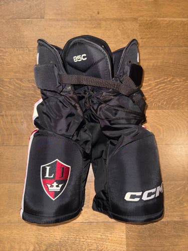 Li royals Junior Medium CCM 85C Hockey Pants (New)