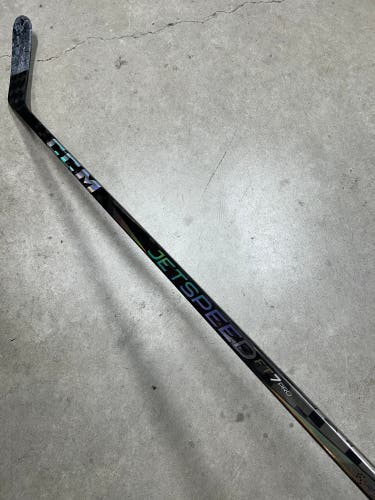 85 Flex P28M Senior CCM Jetspeed FT7 Pro Right Hand Hockey Stick Pro Stock (Used)