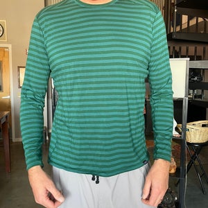 Green XXL Men's Patagonia Moreno wool long sleeve Shirt (Used)