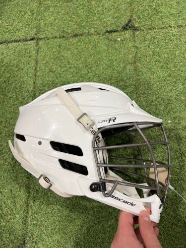 White Adult Cascade CPV-R M/L Helmet (Used)