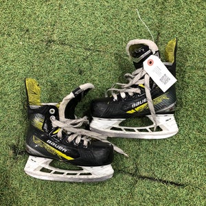 Youth Bauer Vapor X4 Hockey Skates Regular Width 12.5 (Used)