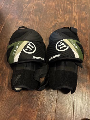 Warrior Ritual X5 RTL Senior Goalie Knee Pads (Used) FREE SHIPPING
