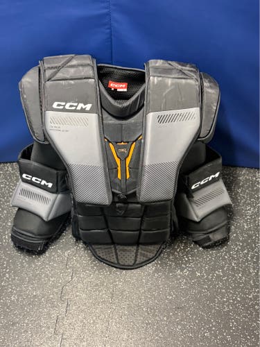 Large/Extra Large 2025 CCM Pro Spec Goalie Chest Protector (Used)