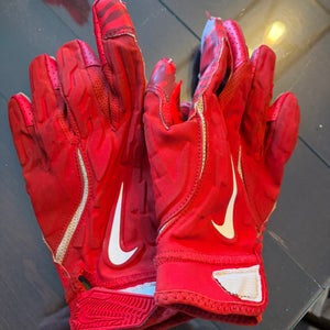 Large Red Adult Nike Football Gloves (Used)