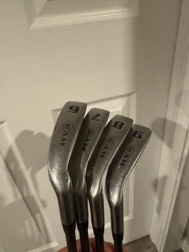 Women's Ram RH Iron Set Ladies Flex 4 irons with 2 hybrids