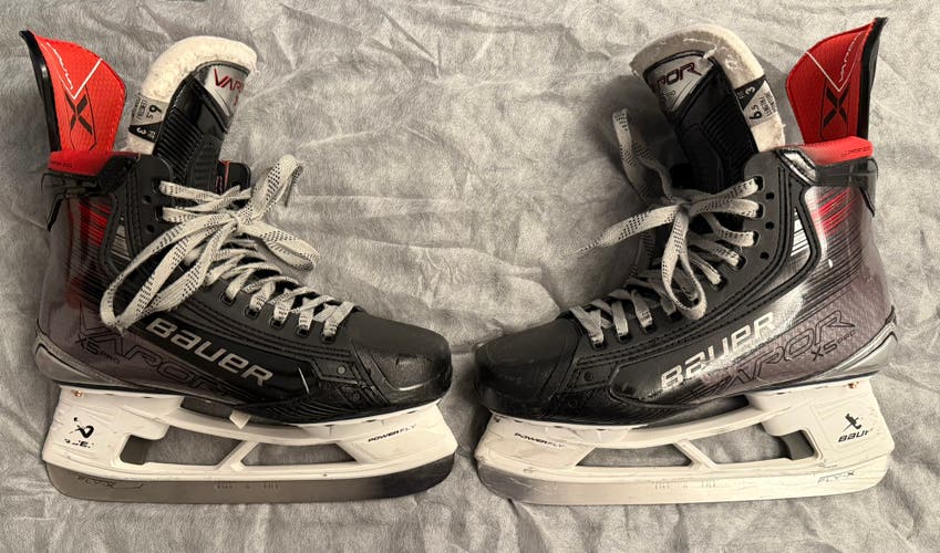 Black/Gray 2025 Bauer Vapor 5x Pro Hockey Skates EEE 6.5 (Used)