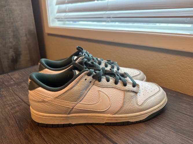 Green Unisex Size M 10.0 (W 11.0) Adult Nike Dunk Low Shoes (New)