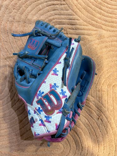 Blue Wilson A2000 1786 RH Baseball Glove 11.5" (Used)