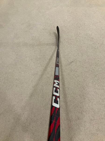 Intermediate CCM JetSpeed FT5 Pro Right Handed Hockey Stick P28 55 Flex (Used)