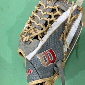 Used Wilson A2000 SuperSkin T125 Right Hnad Throw Softball Glove 12.5" | EXCELLENT CONDITION