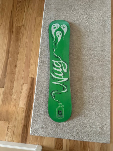 Unisex Burton Nug Snowboard Freestyle Without Bindings Stiff Flex True Twin 142 cm (Used)