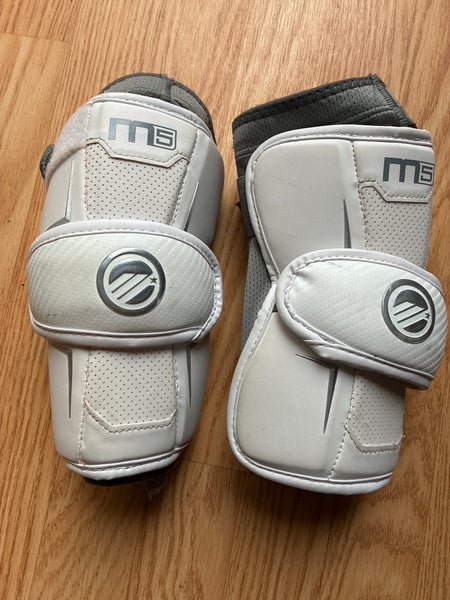 Medium Youth Maverik M5 Arm Pads (Used)