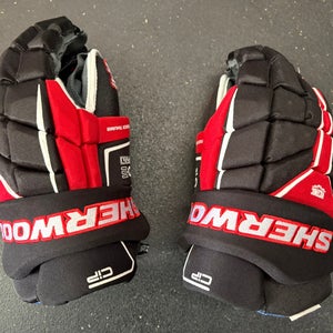 Sher-Wood Code TMP Pro Gloves 15" (Used)