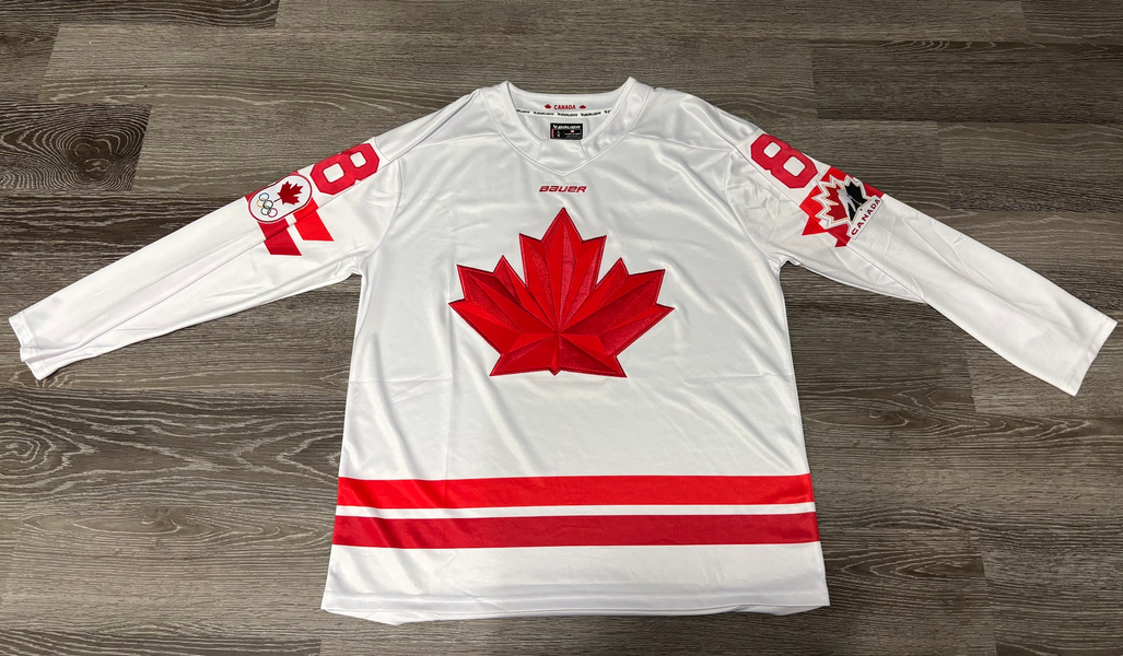 Team Canada 2026 Olympics Cale Makar Large Men's Bauer Jersey