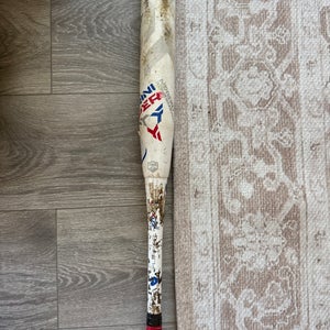 2016 DeMarini Flipper Composite Bat 28 oz 34" (Used)