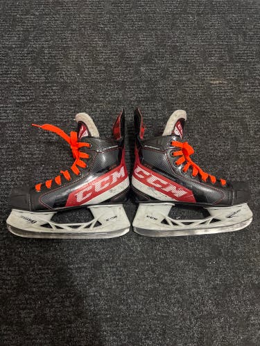 CCM Jetspeed FT4 Hockey Skates - Size Y13.5