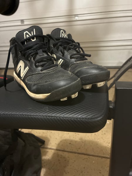 Black Kid's 3Y (Big Kids / Youth) Youth New Balance 3000v6 High Top Molded Cleats (Used)