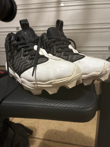 Black Men's Size M 7.5 (W 8.5) Adult Under Armour Bryce harper Low Top Molded Cleats (Used)