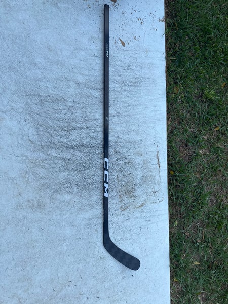 Senior CCM JetSpeed FT8 Pro Left Hand Hockey Stick P29 65 Flex SR Pro Stock (New)