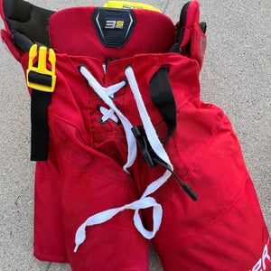 Red Small Bauer Supreme 3S Pro Pant Girdle Used)