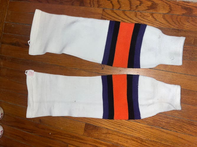 White Senior Medium Bauer Socks (Used)