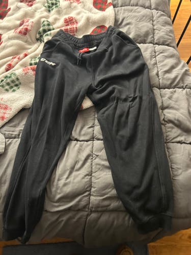 Black Medium Adult Unisex CCM Pants (Used)