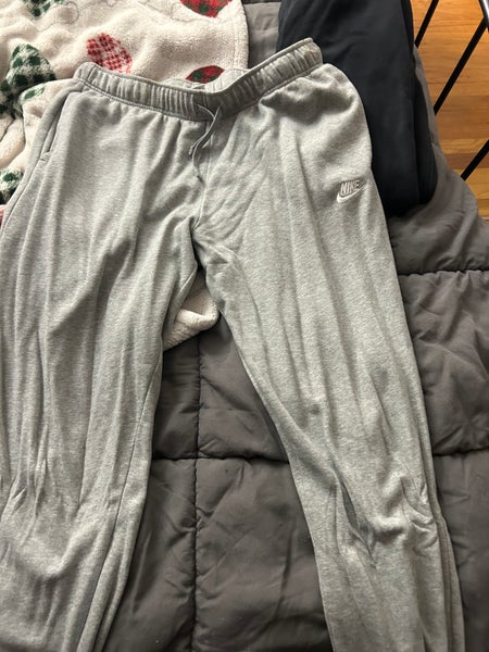 Gray Large Adult Unisex Nike Pants (Used)