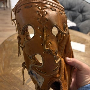 Nokona Alpha LH First Base Baseball Glove 12.5" (Used)