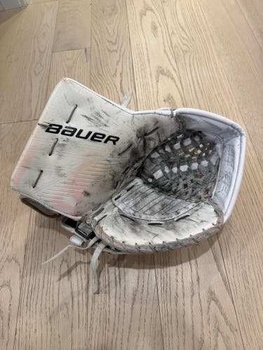 Bauer Supreme Ultra Sonic Senior Goalie Glove