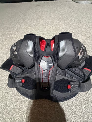 Men's Medium Senior CCM JetSpeed FT1 Shoulder Pads Pro Stock (Used)