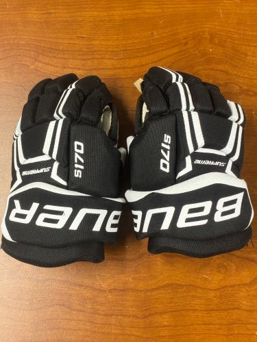 Youth Bauer Supreme S170 Gloves 9" (Used)