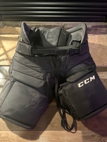 Intermediate Small CCM Premier R1.9 Hockey Goalie Pants (Used)