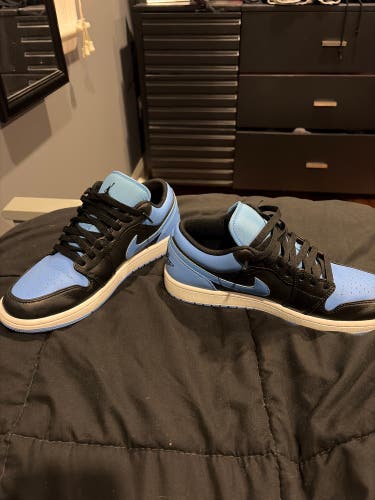 Blue Unisex Size M 9.5 (W 10.5) Adult Air Jordan 1 Low Shoes (New)
