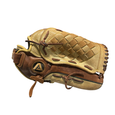 Used Akadema FIELDER RH THROW BB/SB Glove RH Throw Brown 13" 11834-S000047569