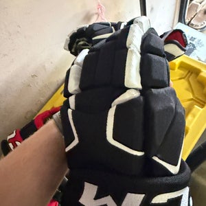 CCM Vector Premier Gloves 13"