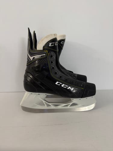 Used Size 5 D Intermediate CCM Super Tacks 9350 Hockey Skates