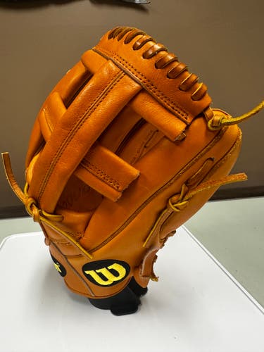 Wilson A2000 EL3 (GH2) 11.75" - No Tags, Not New but Not Used