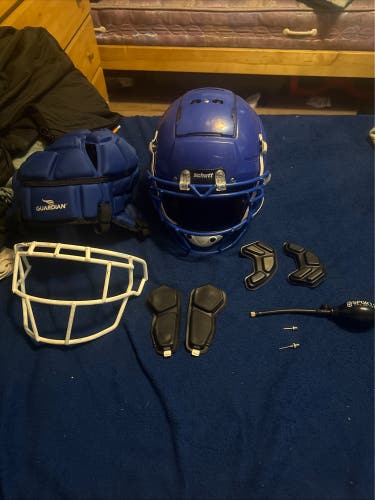 Adult Large Schutt F7 2.0 Helmet (Used)