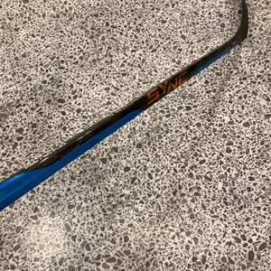 Junior Bauer Nexus Sync Hockey Stick | LH P28