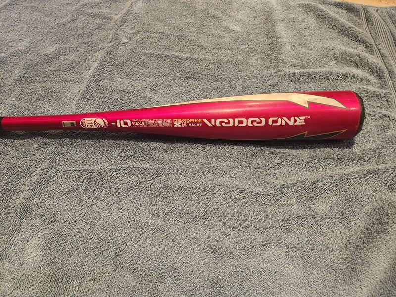 DeMarini Voodoo One Alloy USSSA Certified Bat (-10) 20 oz 30" (Used)