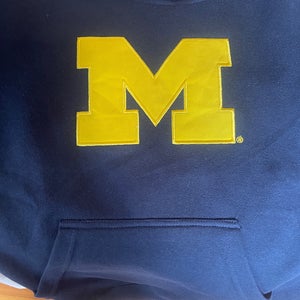 Michigan Youth Medium Hoodie
 (New)