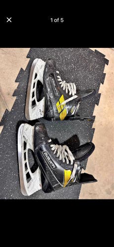2020 Bauer Supreme Ultrasonic Pro Stock Hockey Skates Regular Width 9 (Used)