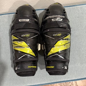 Junior Bauer Supreme Ultrasonic 11 Shin Pads (Used)