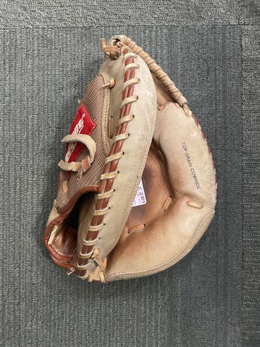 Used Regent XG 250 BB/SB Catchers RH Throw Tan 31" 11614-S000231509