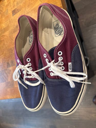 Blue Men's Size M 10.0 (W 11.0) Adult Vans Authentic Shoes (Used)