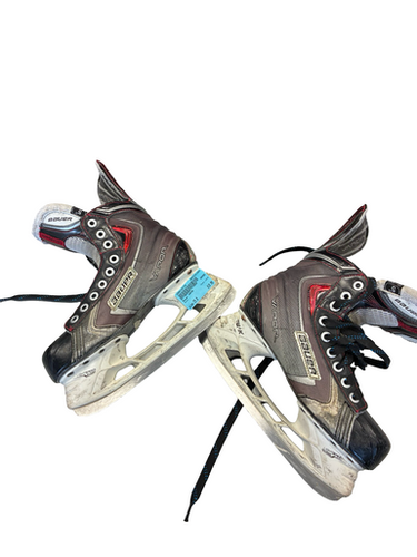 Used Bauer VAPOR Intermediate Hockey Skate Intermediate 5.0 11682-S000128732